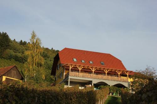 Bed & Breakfast Birkenstub�n - Wirtshaus Am Eckberg