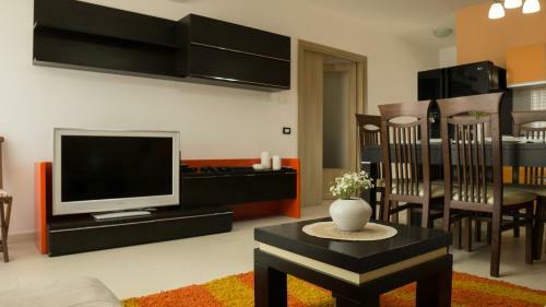 Apartamento Eka Luxury Two-bedroom Penthouse