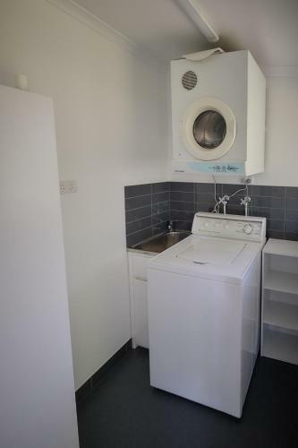 Hostal Edlin House