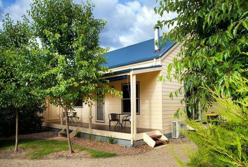 Avc - Maple & Birch Cottages