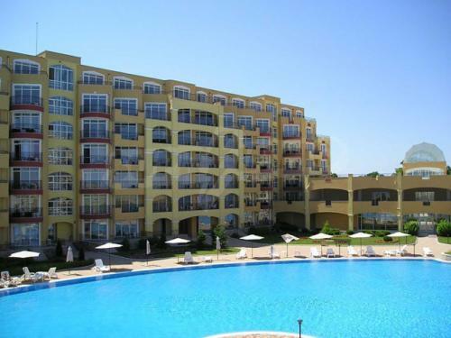 Midia Grand Luxury Beach Apartment