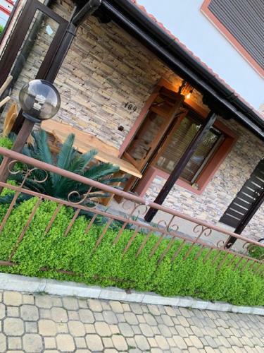 Panteli Apart House