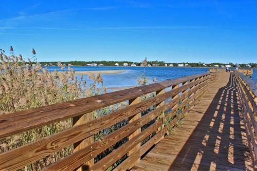 Serendipity Sands By Youngs Suncoast