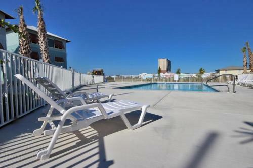 Serendipity Sands By Youngs Suncoast