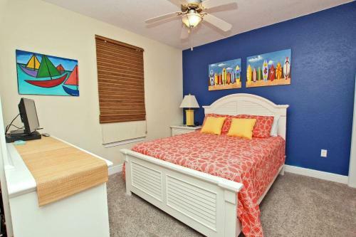 Crystal Shores West By Youngs Suncoast
