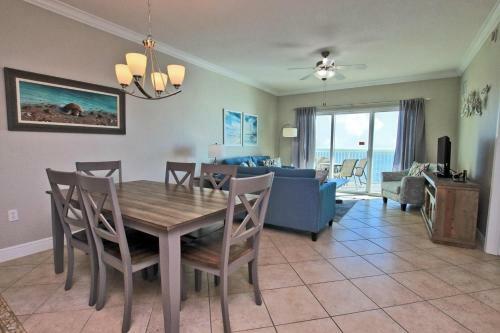 Crystal Shores West By Youngs Suncoast