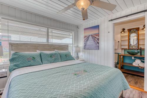 The Cotton Candy Beach House Cottage