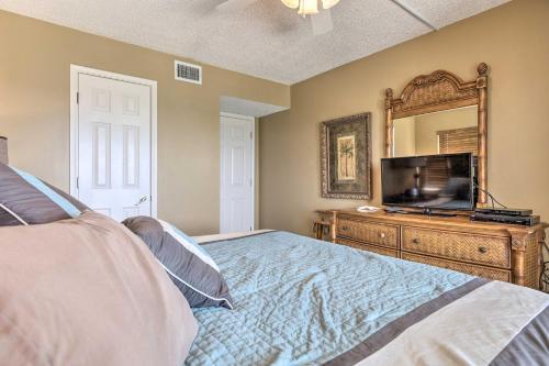 Apartamento Beachfront Condo With Balconies And Pool Access!