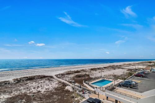 Island Winds East Unit 401
