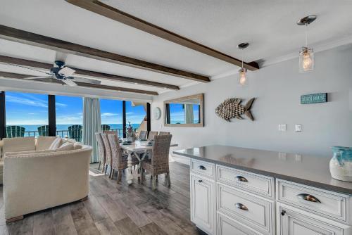 Island Winds East Unit 401