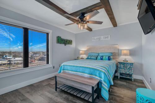Island Winds East Unit 401
