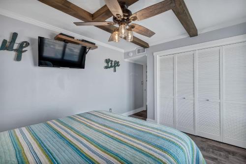 Island Winds East Unit 401