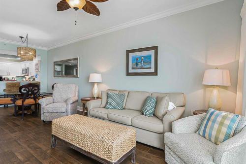 Hotel Crystal Shores III