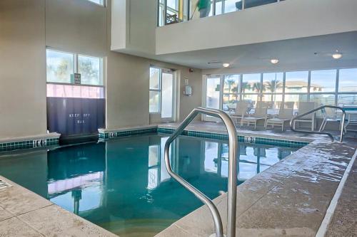 Hotel Crystal Shores III