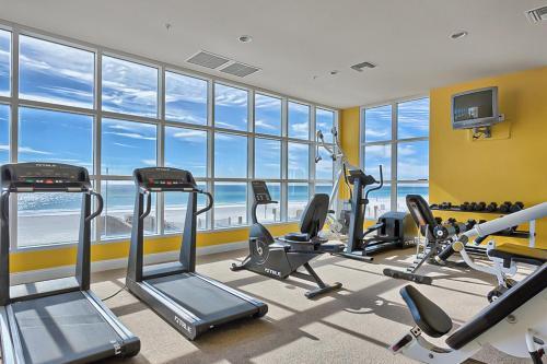 Hotel Crystal Shores III