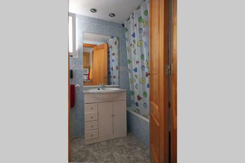 Apartamento Con Piscina En Playa Miramar