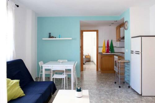 Apartamento Con Piscina En Playa Miramar