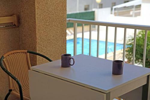 Apartamento Con Piscina En Playa Miramar