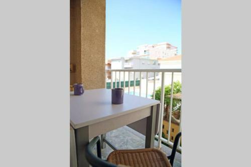 Apartamento Con Piscina En Playa Miramar