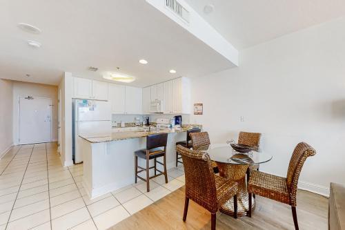 Lighthouse 1403
