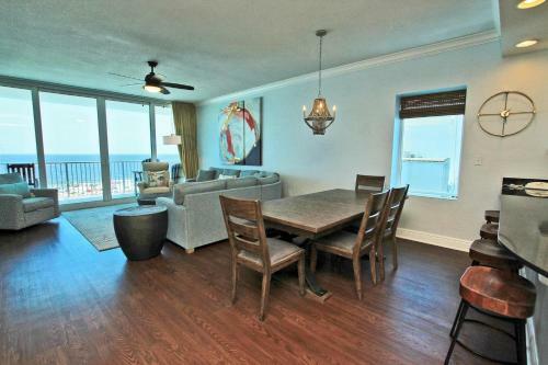 San Carlos 409 By Youngs Suncoast