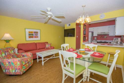 Summerhouse West By Youngs Suncoast