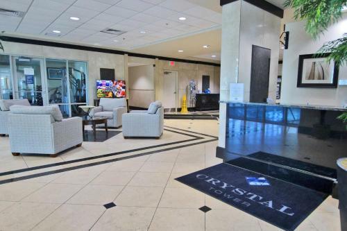 Crystal Tower 1101 By Youngs Suncoast
