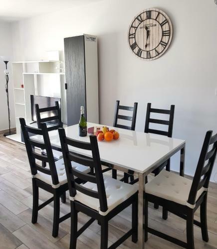 Apartamento Luxury 2 Bedroom Apt 50 M From Beach