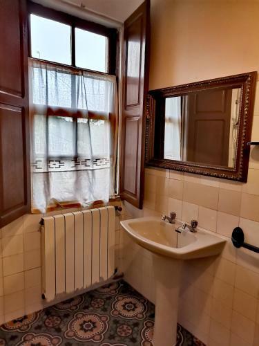 Casa Con Finca En Pol (monforte De Lemos)