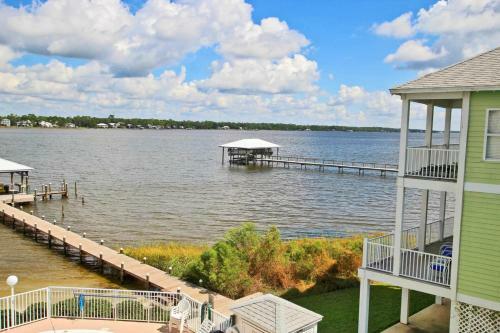 On Golden Pond 8a West By Youngs Suncoast