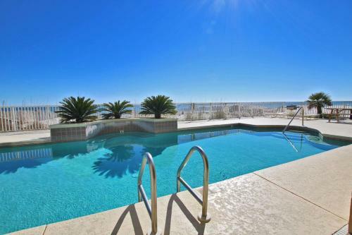 Legacy 102 By Youngs Suncoast