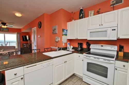 Legacy 102 By Youngs Suncoast
