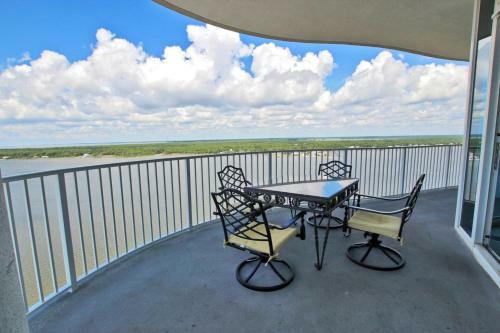 Bel Sole Penthouse 1801 By Youngs Suncoast