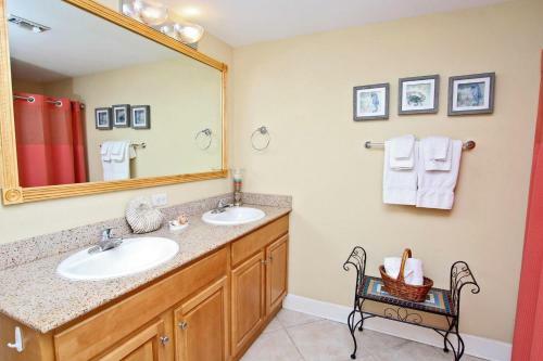 Sanibel By Youngs Suncoast