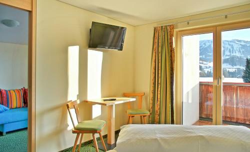 Hostal Hotel Gasthof Adler