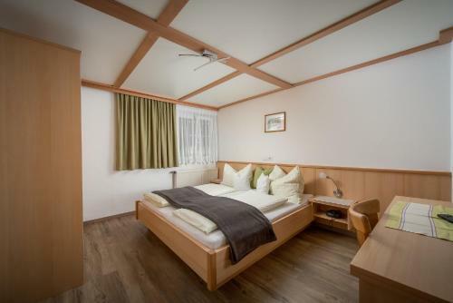 Hostal G�stehaus Hain