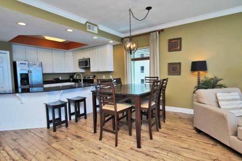 San Carlos 801 By Youngs Suncoast