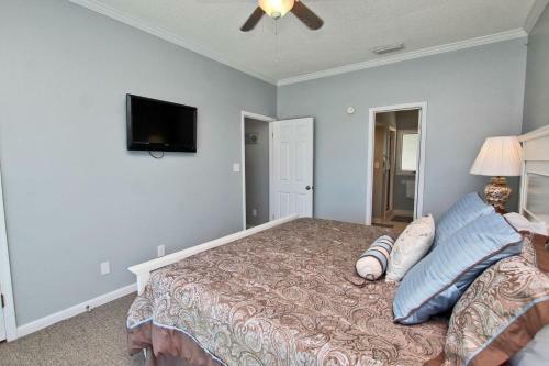Marilyns Cottage By Youngs Suncoast