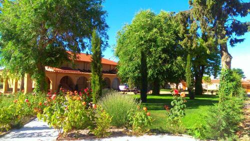 Agroturismo La Aldea Colorada Casa Rural