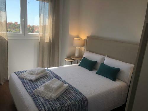 Apartamentos �tico De Lujo Playa Granada, Blue&green