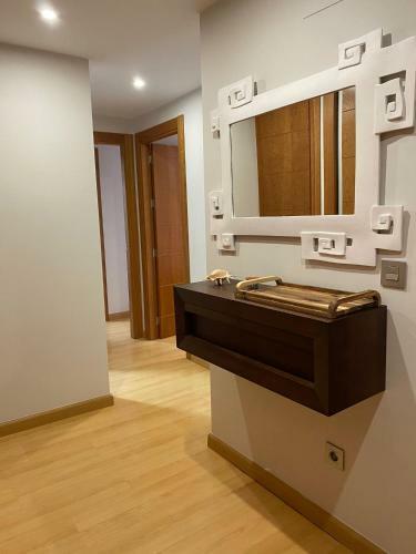 Elegante Apartamento En Playa Granada & Golf