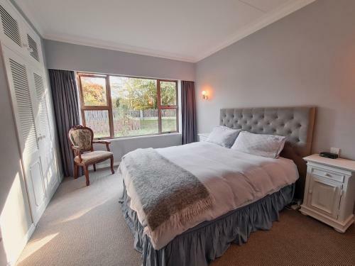 Wonderful Woodlands Estate