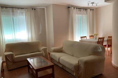 Chalet Entero Zona Centro Navaluenga