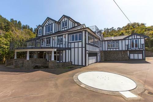 Villa Woodroyd Estate Holiday Sanctuary