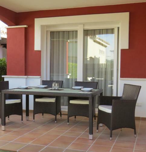 Villa Rosa - Private Salt Water Pool