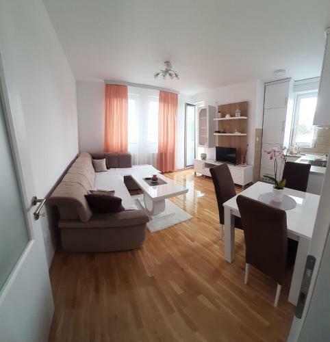 Apartman Tolstoj