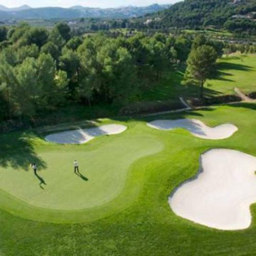 Stunning Villa With Private Pool & Mountain Views