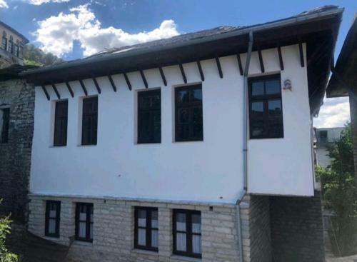 Hostal Miziriguest House