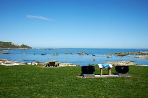 Nan's Bach - Kaikoura Holiday Home