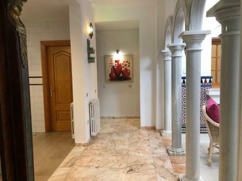 Villa Con Piscina En N�jar